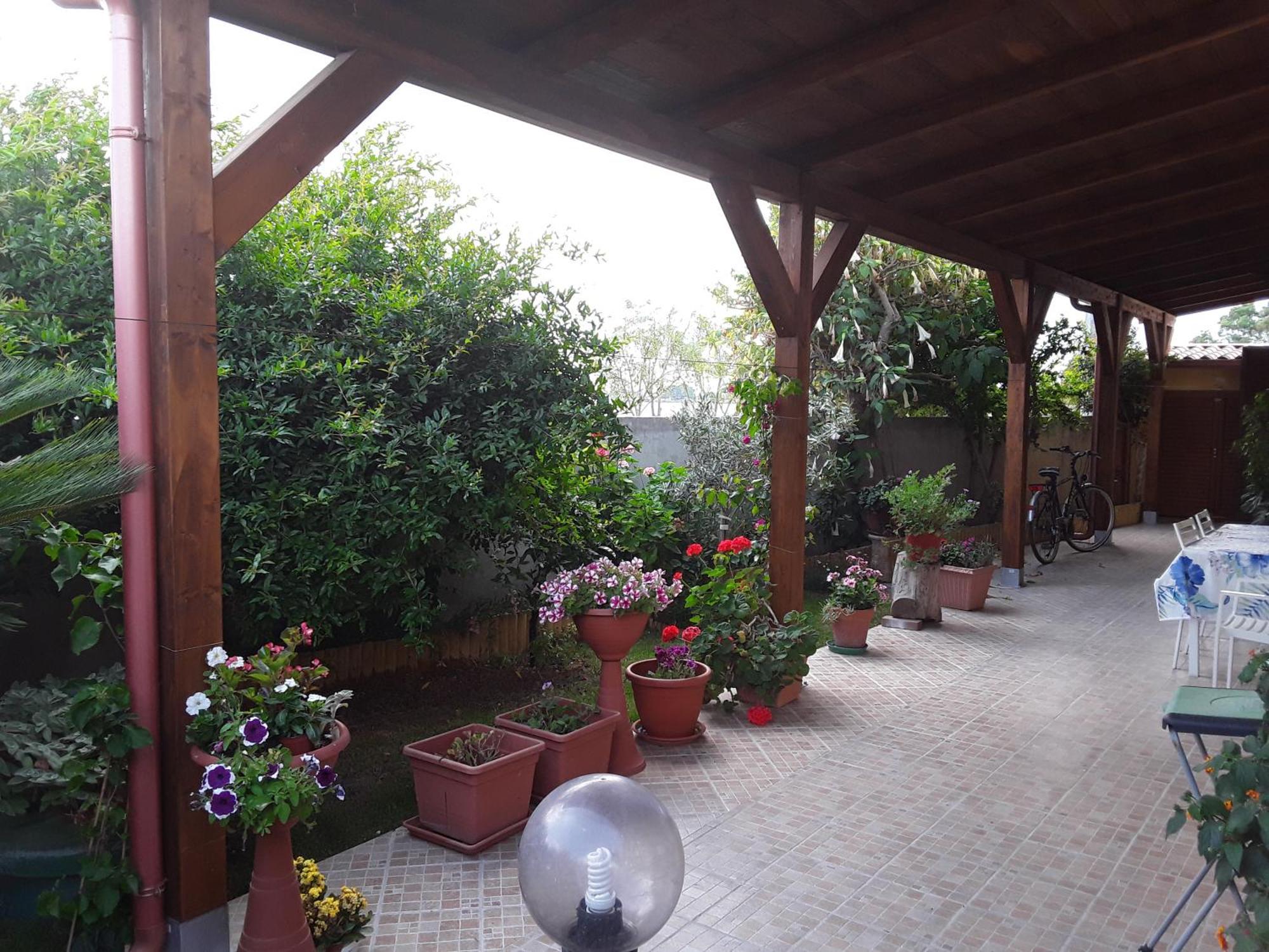 Il Fenicottero Elmas Bed & Breakfast Exterior photo